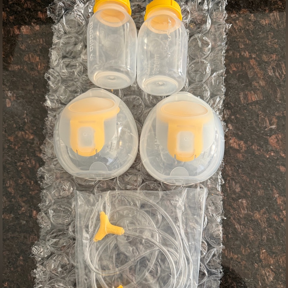 Medela collection cups